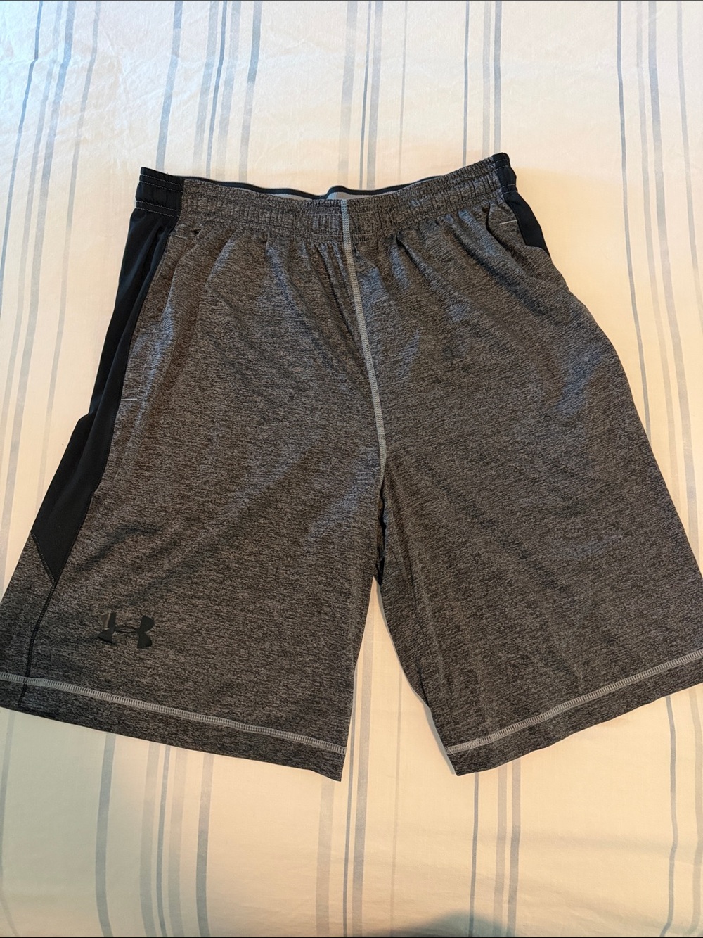 Under Armour Men’s Charcoal/Grey Athletic Training Shorts